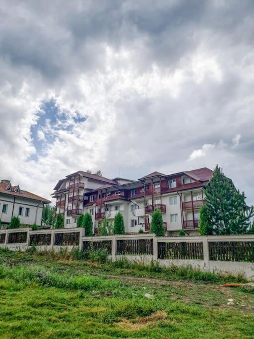 Apart 32 Govedartsi Forest View ภายนอก รูปภาพ