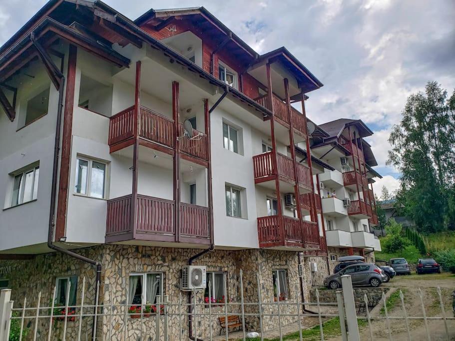 Apart 32 Govedartsi Forest View ภายนอก รูปภาพ